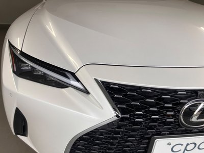 2025 Lexus IS 缩略图 6