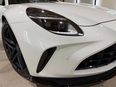 2026 Aston Martin VANTAGE 缩略图 10