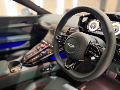 2026 Aston Martin VANTAGE 缩略图 35