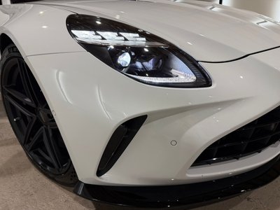 2026 Aston Martin VANTAGE 缩略图 13