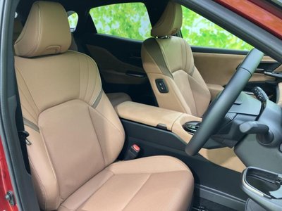 2024 Toyota CROWN SPORT 照片 2