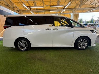 2025 Toyota ALPHARD 照片 17