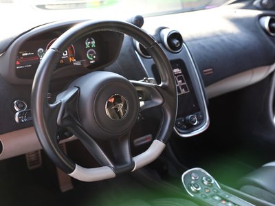 2017 Mclaren 570S COUPE 照片 21