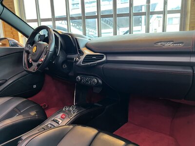 2013 Ferrari 458 SPIDER 照片 12