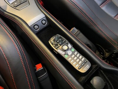 2013 Ferrari 458 SPIDER — миниатюра 21