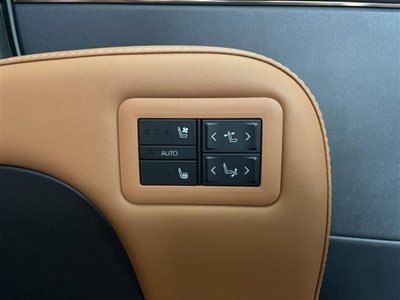 صورة 27 لـ 2025 Toyota VELLFIRE