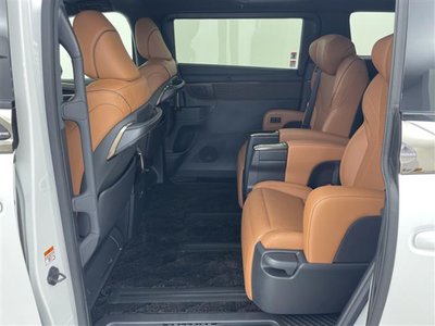 صورة 34 لـ 2025 Toyota VELLFIRE