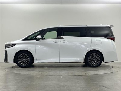 صورة 44 لـ 2025 Toyota VELLFIRE