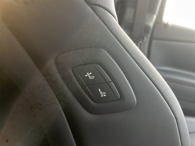 صورة 50 لـ 2025 Toyota ALPHARD