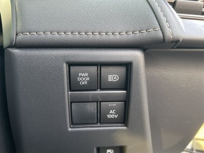 صورة 33 لـ 2025 Toyota ALPHARD