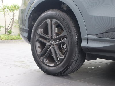2025 AUDI Q5 photo 12