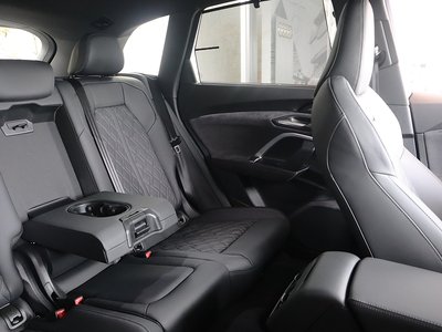 2025 AUDI Q5 thumbnail 57