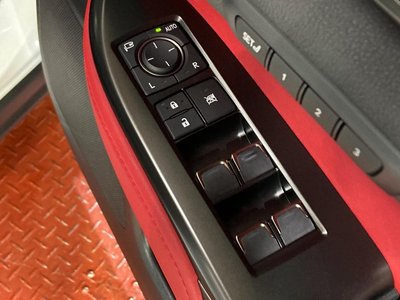 صورة مصغرة 40 لـ 2023 Lexus NX