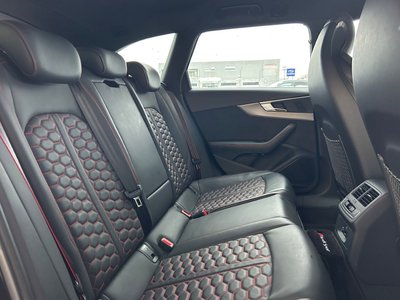 صورة 25 لـ 2020 AUDI RS4 AVANT
