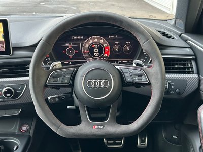 صورة 10 لـ 2020 AUDI RS4 AVANT
