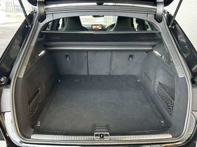 صورة 28 لـ 2020 AUDI RS4 AVANT