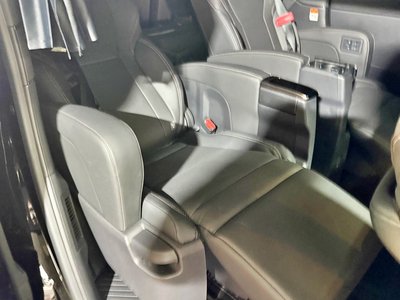 صورة 18 لـ 2024 Toyota ALPHARD