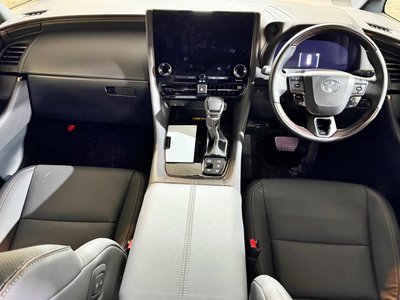 صورة 15 لـ 2024 Toyota ALPHARD