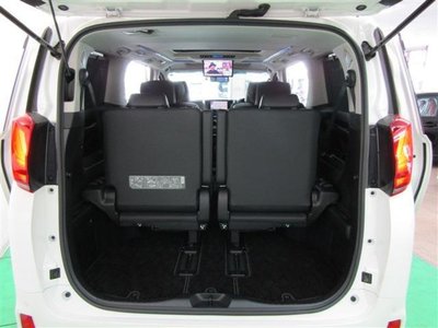 2023 Toyota ALPHARD — фото 10