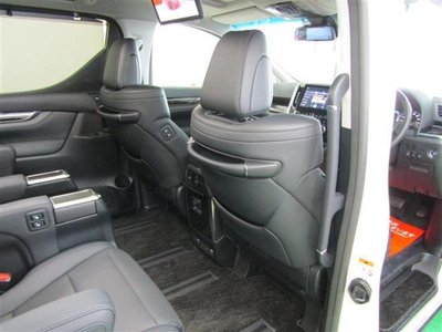 2023 Toyota ALPHARD — фото 42