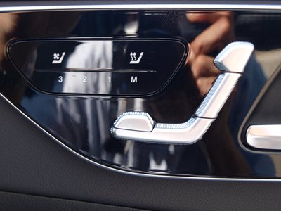 2026 Mercedes-BENZ C-CLASS thumbnail 36