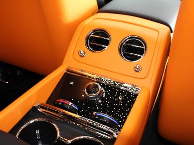 صورة 29 لـ 2025 ROLLS-ROYCE SPECTRE