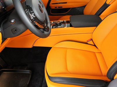 صورة 14 لـ 2025 ROLLS-ROYCE SPECTRE