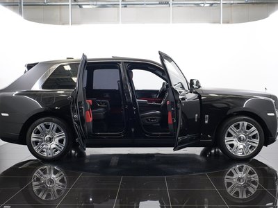 صورة 27 لـ 2019 ROLLS-ROYCE CULLINAN
