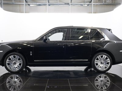 صورة 23 لـ 2019 ROLLS-ROYCE CULLINAN