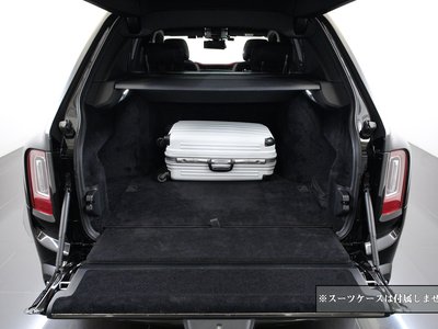 صورة 28 لـ 2019 ROLLS-ROYCE CULLINAN