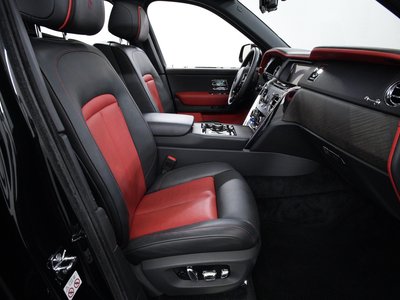 صورة 39 لـ 2019 ROLLS-ROYCE CULLINAN