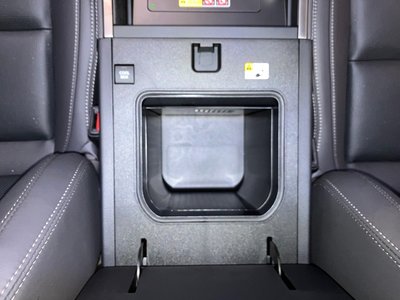 صورة 37 لـ 2025 Lexus GX
