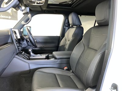 صورة 6 لـ 2025 Lexus GX