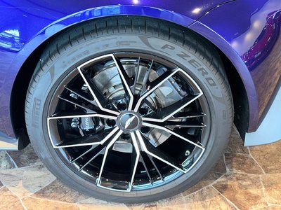 2024 Aston Martin VANTAGE — миниатюра 19