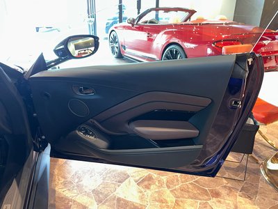 2024 Aston Martin VANTAGE — миниатюра 23