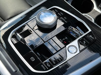 صورة مصغرة 33 لـ 2023 BMW X7
