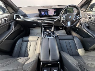 2023 BMW X7 — фото 4