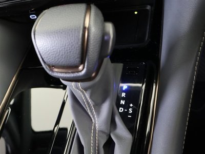 2024 Toyota ALPHARD — фото 21