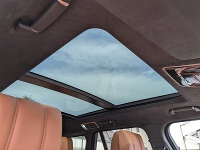 صورة 8 لـ 2018 LAND Rover RANGE ROVER