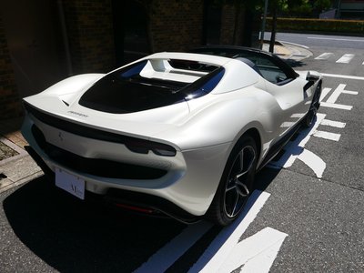 2024 Ferrari 296 GTS 照片 12