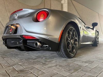 2016 ALFA Romeo 4C thumbnail 17