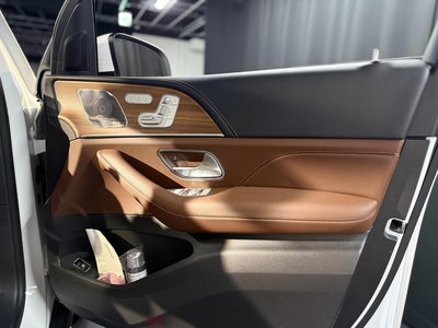 2026 Mercedes-BENZ GLE photo 13