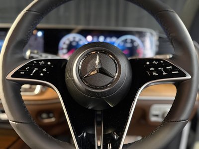 2026 Mercedes-BENZ GLE photo 16