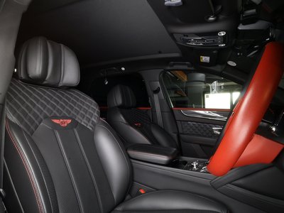 صورة مصغرة 42 لـ 2021 Bentley BENTAYGA