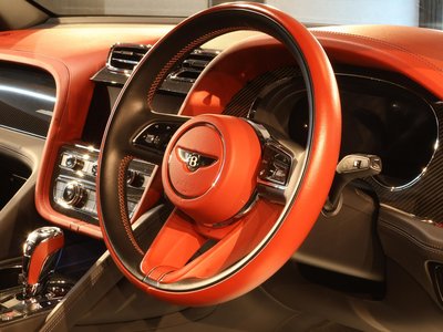 صورة مصغرة 36 لـ 2021 Bentley BENTAYGA