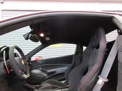 2020 Ferrari 488 PISTA — миниатюра 33