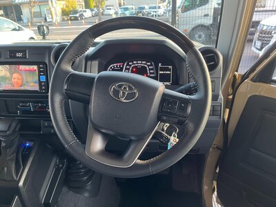صورة 33 لـ 2024 Toyota LAND CRUISER 70