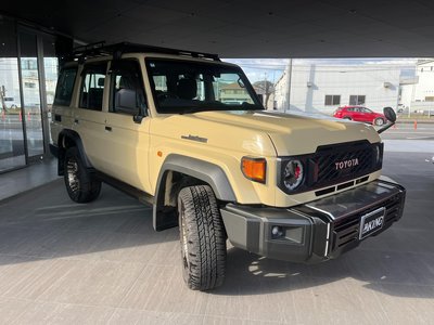 صورة 27 لـ 2024 Toyota LAND CRUISER 70