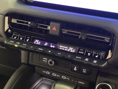 2024 Toyota LAND CRUISER 250 照片 24