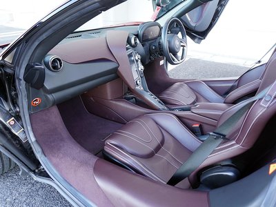 صورة 24 لـ 2019 Mclaren 720S SPIDER